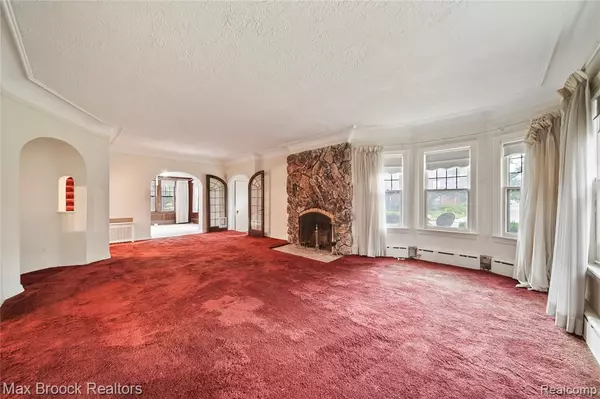 Detroit, MI 48221,18330 Parkside Street