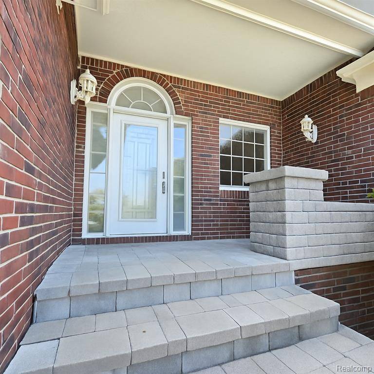 New Baltimore, MI 48047,35260 Bradford Drive