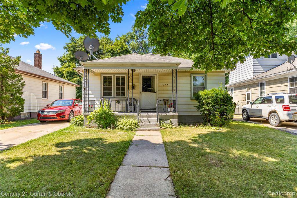 1773 Paris Avenue, Lincoln Park, MI 48146