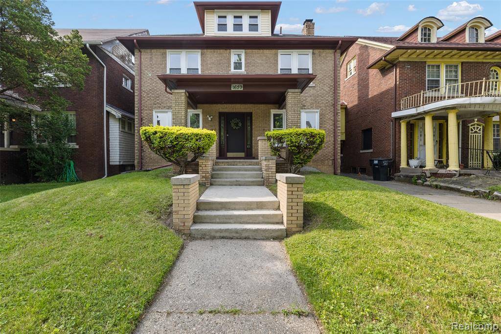 Detroit, MI 48206,1659 Longfellow Street