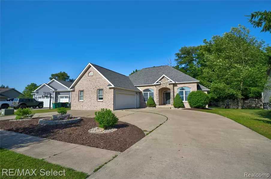 199 BROOKSIDE Drive, Flushing, MI 48433