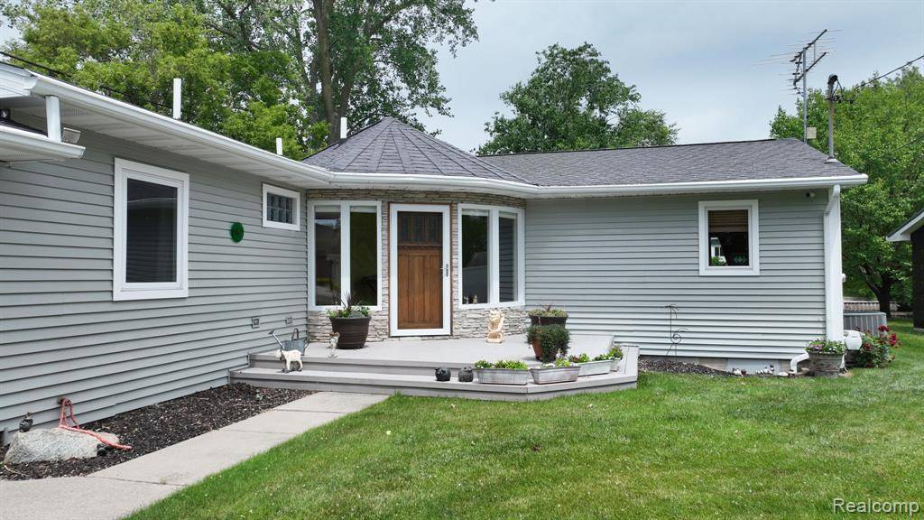3507 Kawkawlin River Drive, Bangor Twp, MI 48706