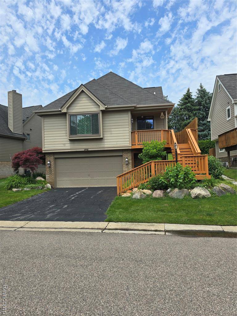 5605 Northcrest Crossing, Independence Twp, MI 48346