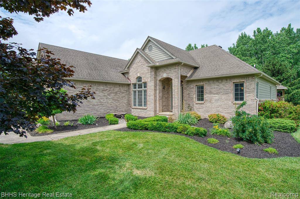 6952 Sharpe Road, Handy Twp, MI 48836