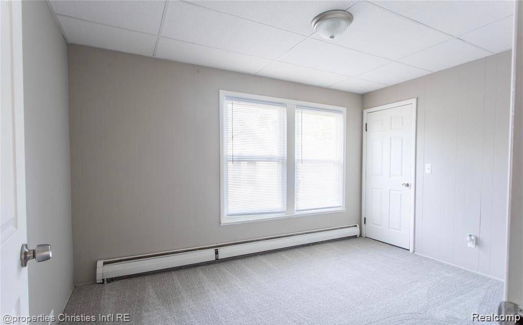 Mt. Clemens, MI 48043,168 MARKET Street