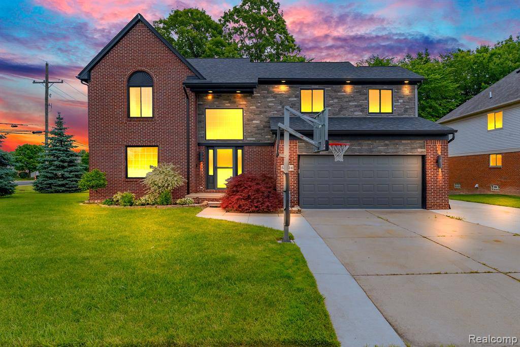 52424 Walnut Drive, Chesterfield Twp, MI 48047
