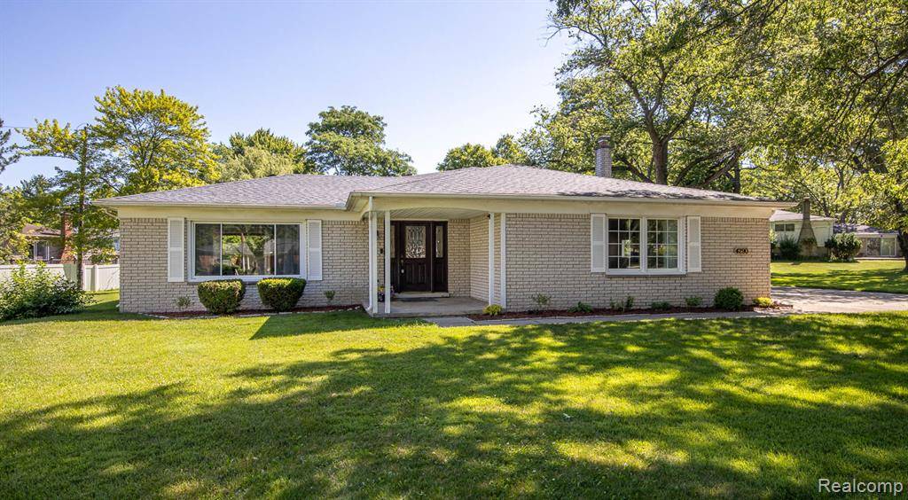 4290 FROSTWOOD, Troy, MI 48098