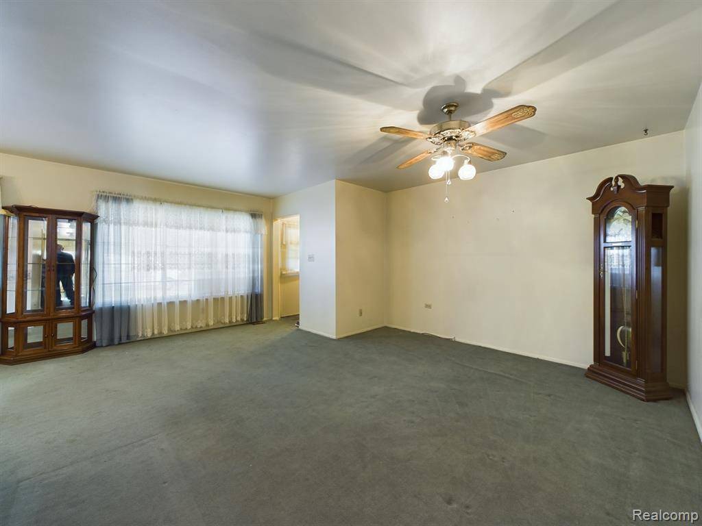 Flint Twp, MI 48532,1023 NORMANDY TERRACE Drive