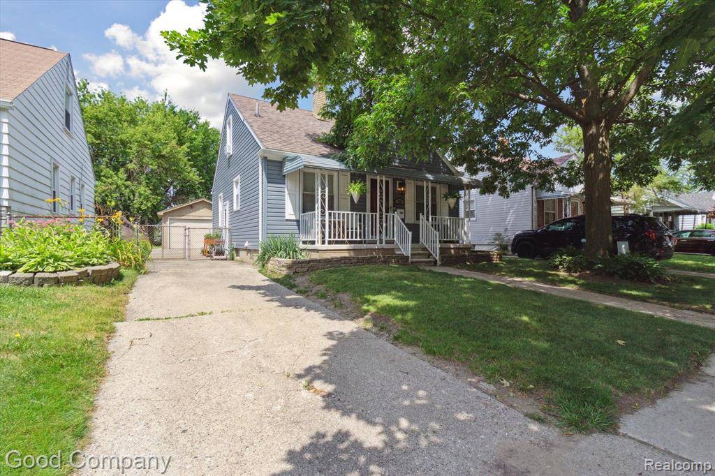 Royal Oak, MI 48067,917 N Dorchester Avenue