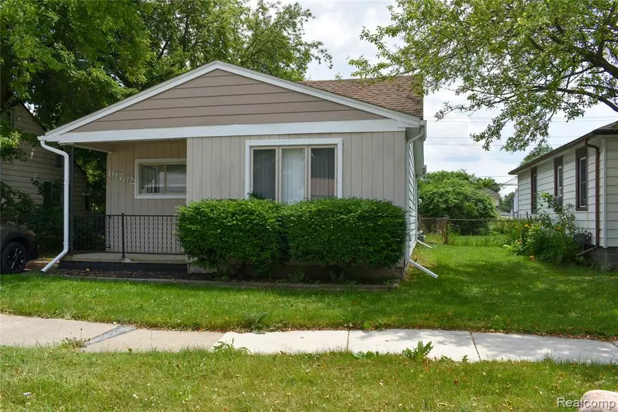19782 Nicke Street, Clinton Twp, MI 48035
