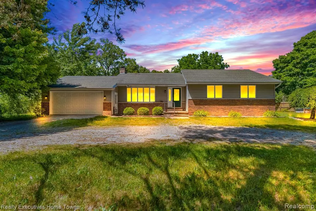 Kimball Twp, MI 48074,5094 Smiths Creek Road