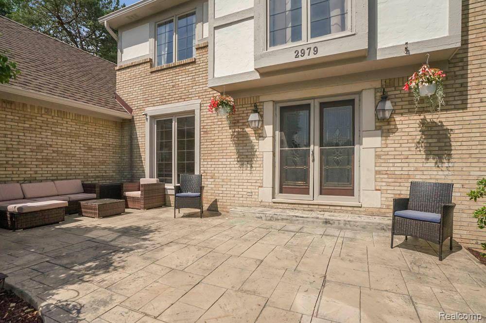 Troy, MI 48098,2979 River Valley Drive