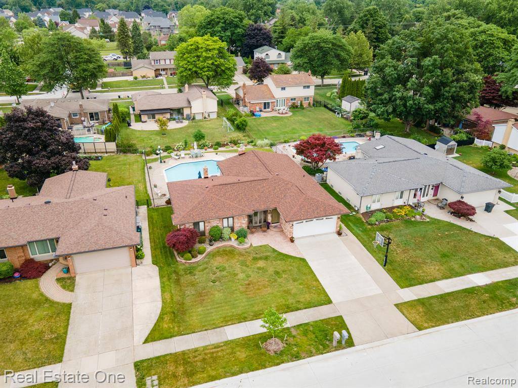 Troy, MI 48083,1399 Kipling Court
