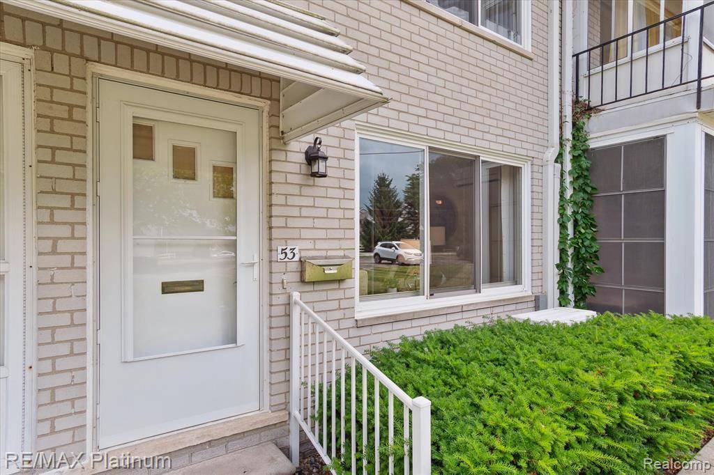 5959 Alan Drive Bldg#: 4 53, Brighton Twp, MI 48116