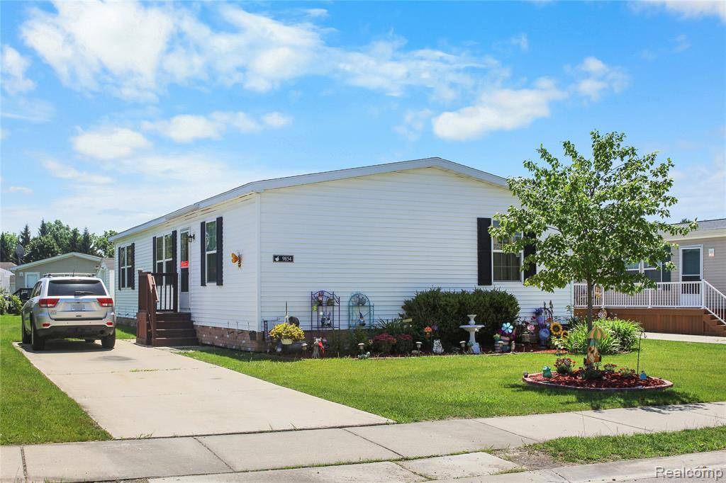 Tyrone Twp, MI 48430,9854 Townsquare Boulevard