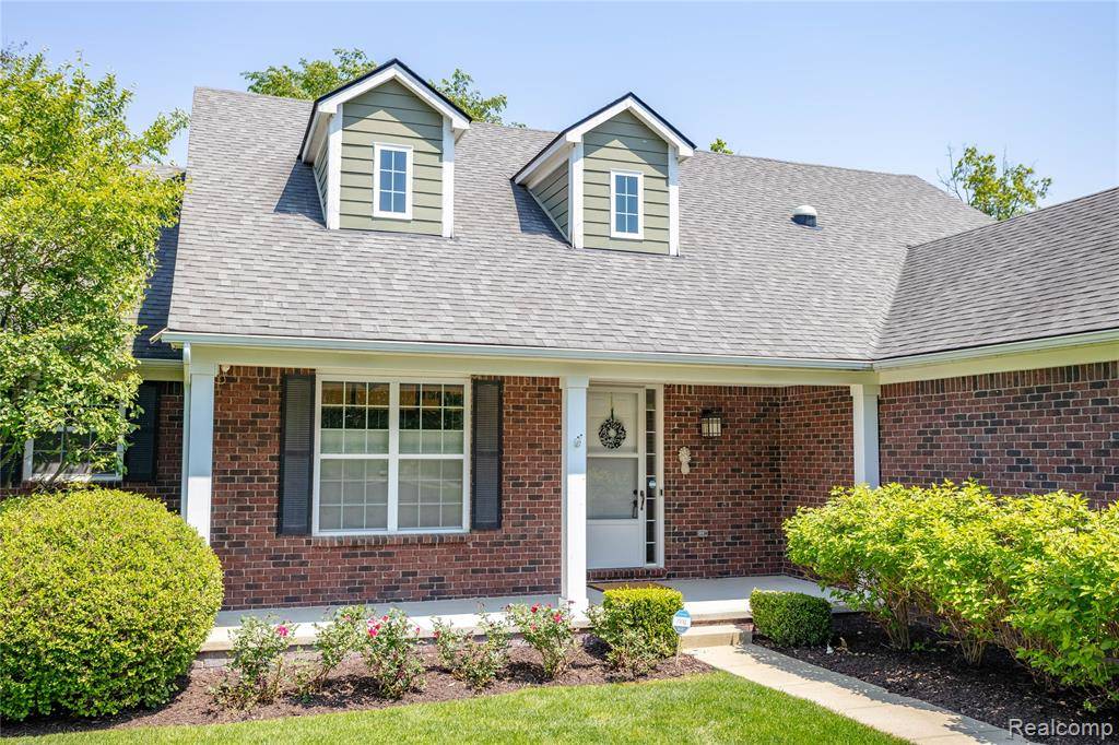 Green Oak Twp, MI 48178,13718 Forest Ridge Circle