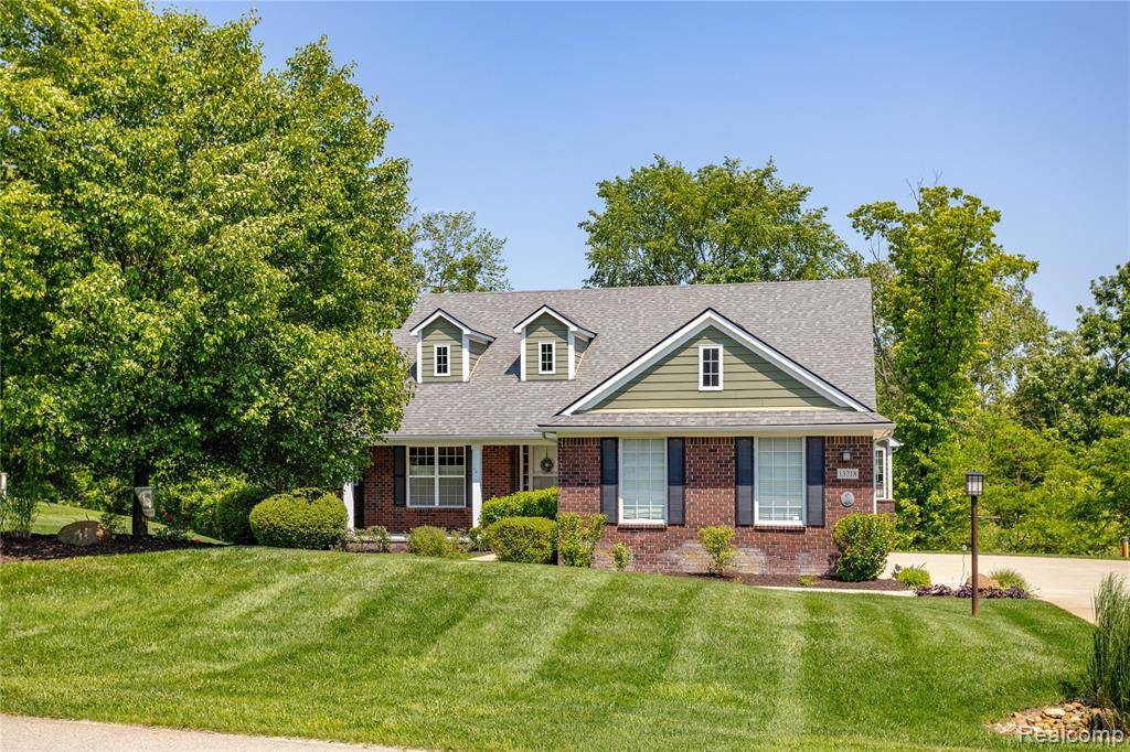 Green Oak Twp, MI 48178,13718 Forest Ridge Circle