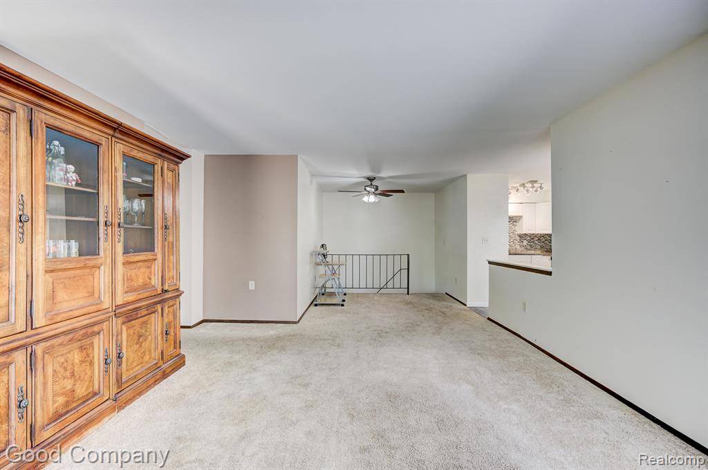 Troy, MI 48083,2879 Roundtree Drive