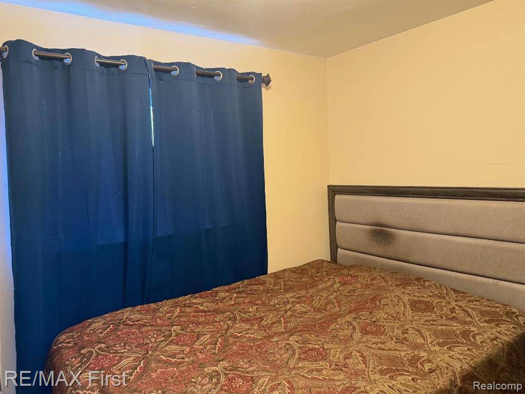 Warren, MI 48089,26615 Richard Drive