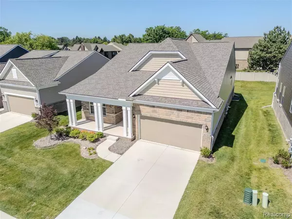 Farmington Hills, MI 48335,38731 Chasewood Court