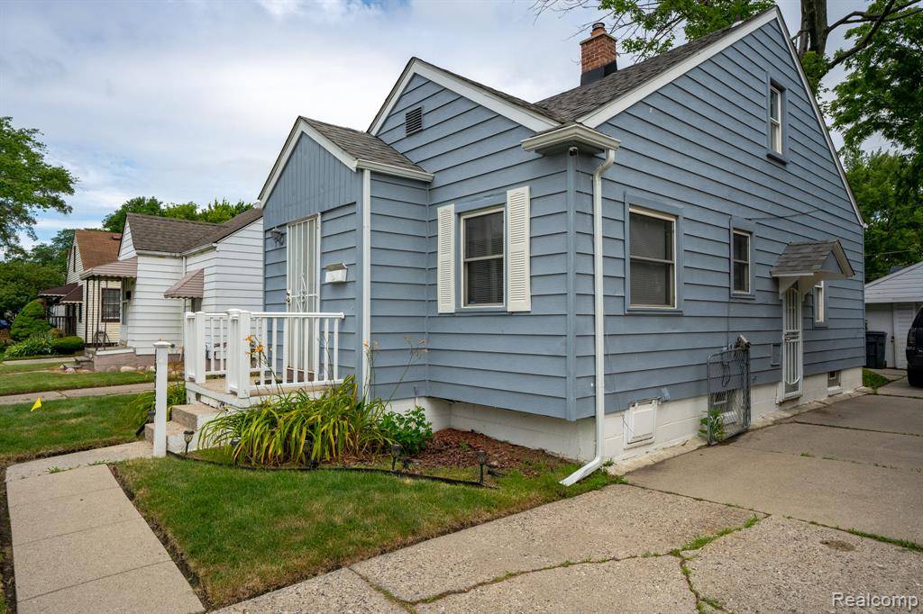 Harper Woods, MI 48225,19725 Kingsville Street