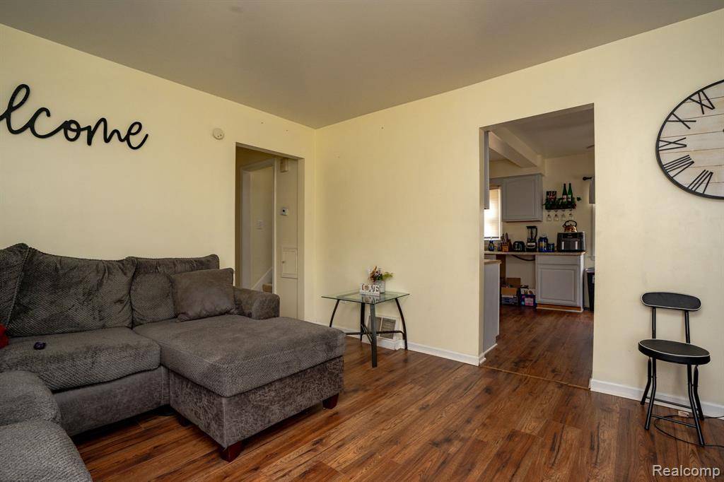 Harper Woods, MI 48225,19725 Kingsville Street