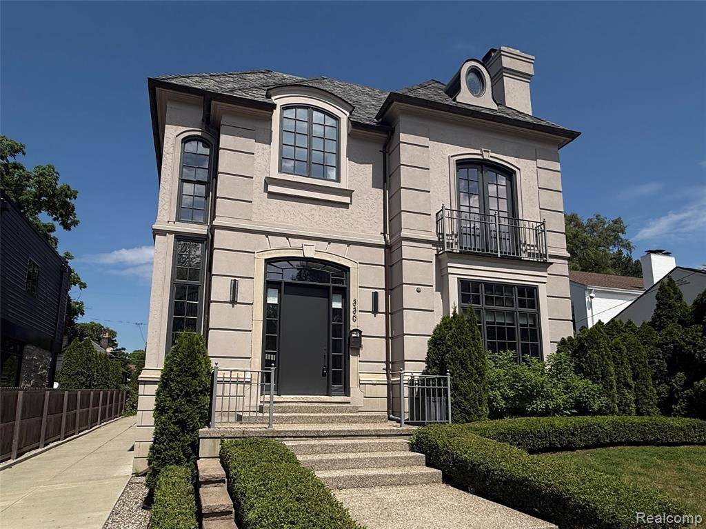 330 FERNDALE Avenue, Birmingham, MI 48009