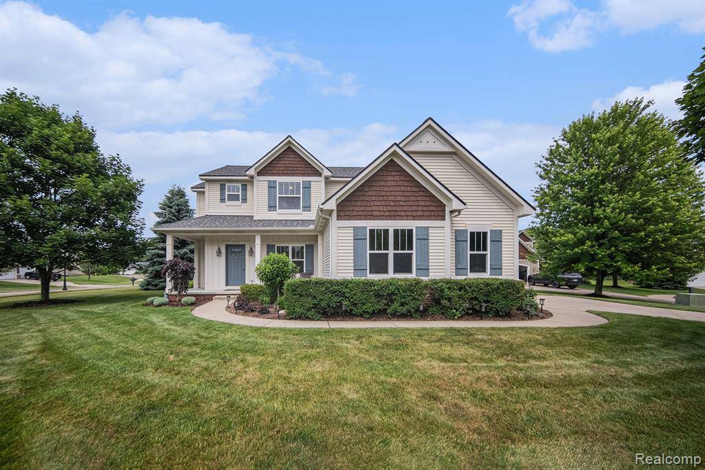 1171 Riverside Street, Milford Vlg, MI 48381