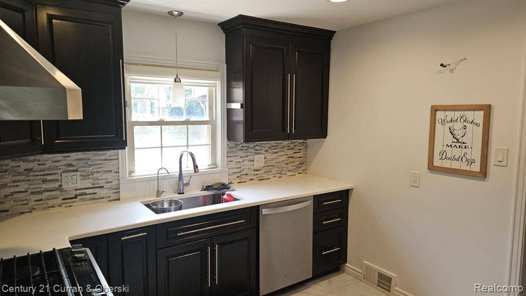 Dearborn, MI 48124,24917 Ward Street