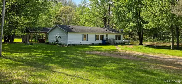4232 WASHBURN Road, Vassar Twp, MI 48768