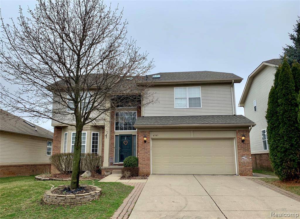 4797 CARRINGTON Drive, Oakland Twp, MI 48306