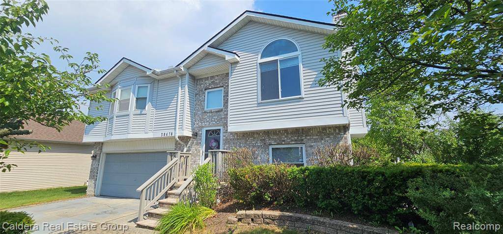 38478 Draper Lane, Westland, MI 48186