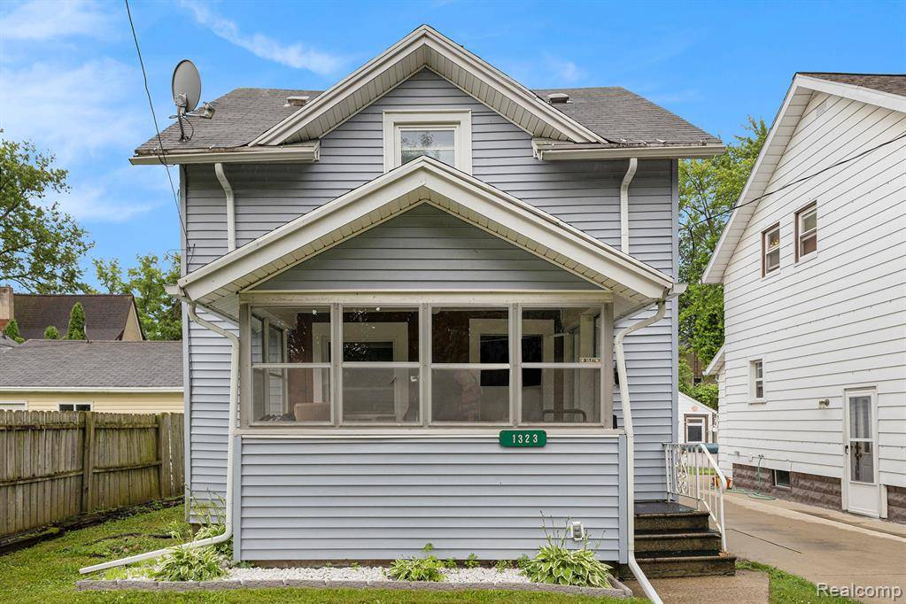 1323 Rhodes Street, Jackson, MI 49202