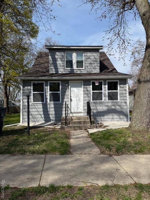77 Blaine Avenue, Pontiac, MI 48342