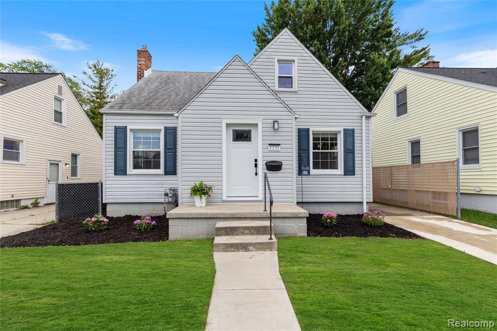 2231 Harvard Road, Berkley, MI 48072