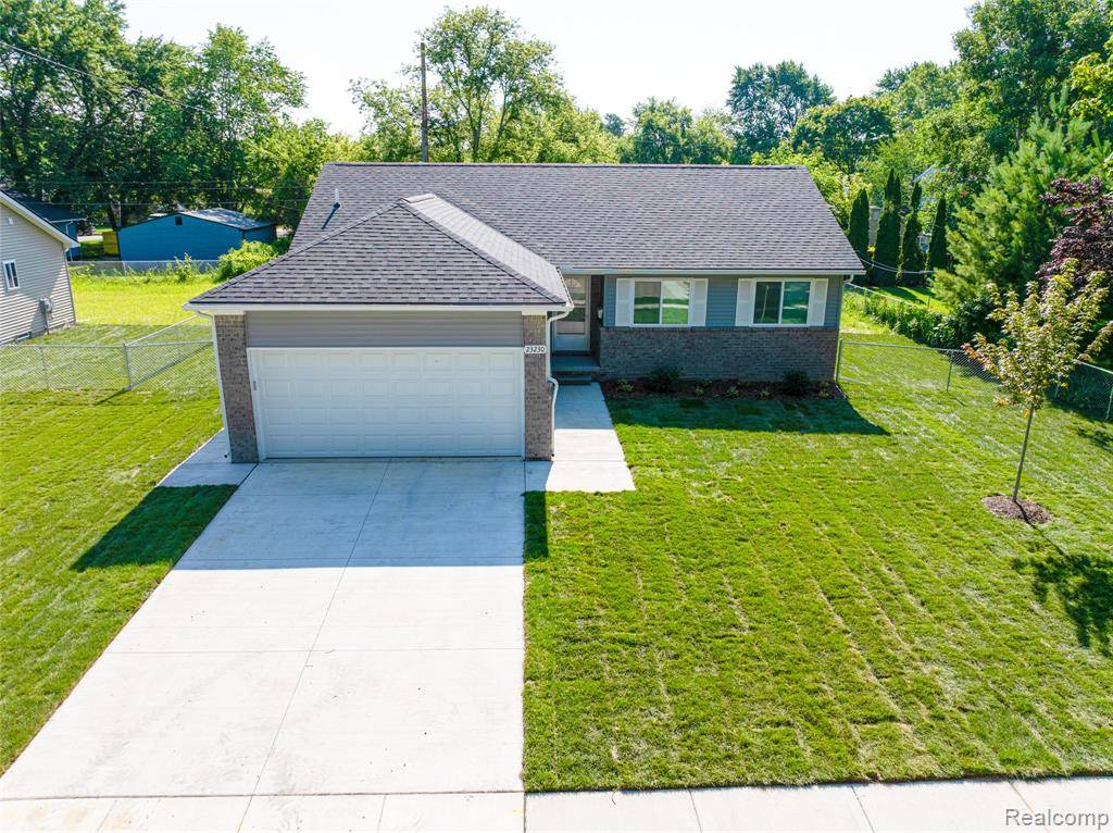 23230 Bolam Avenue, Warren, MI 48089
