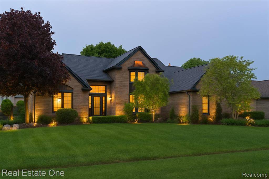 14607 STRATFORD, Shelby Twp, MI 48315
