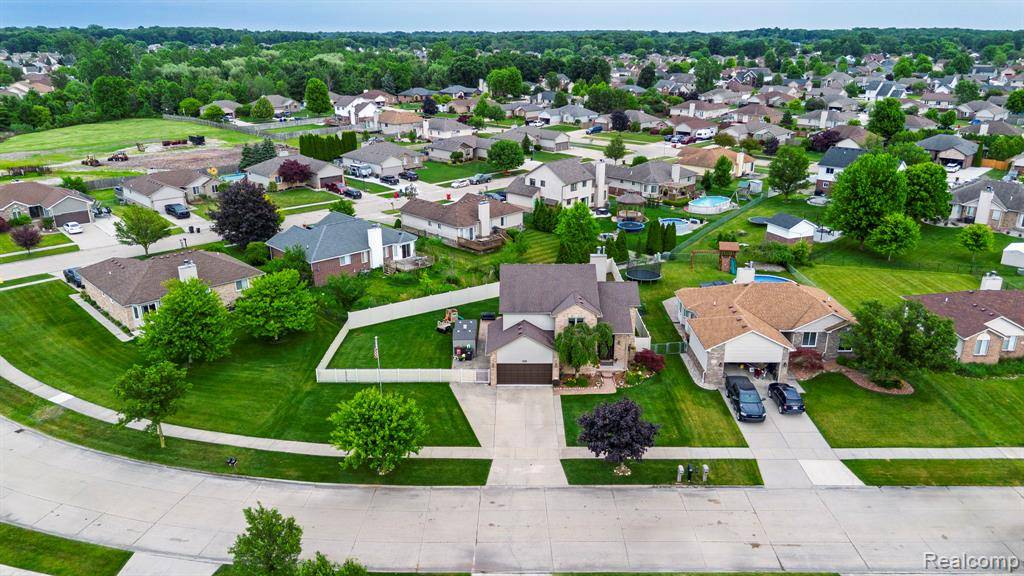 Chesterfield Twp, MI 48047,52588 Robins Nest Drive