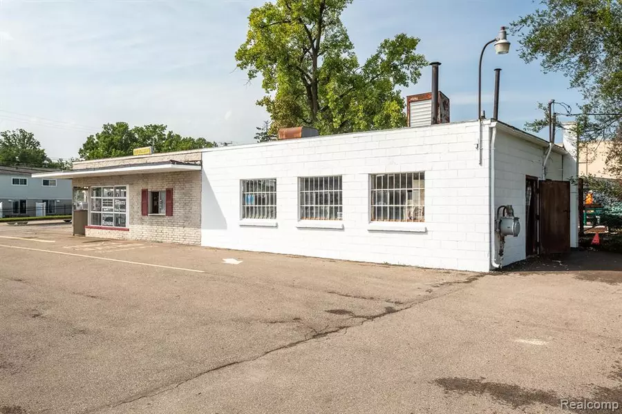 737 AUBURN Avenue, Pontiac, MI 48342
