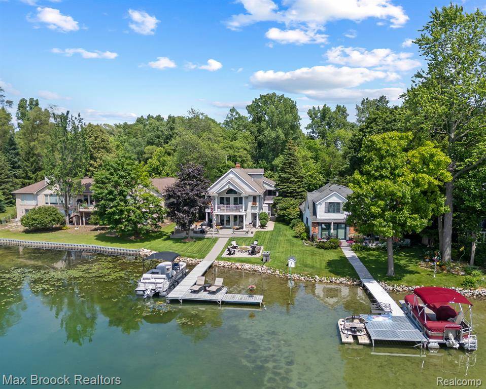 6847 Alden Drive, West Bloomfield Twp, MI 48324