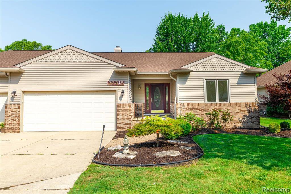 26218 James Drive, Grosse Ile Twp, MI 48138