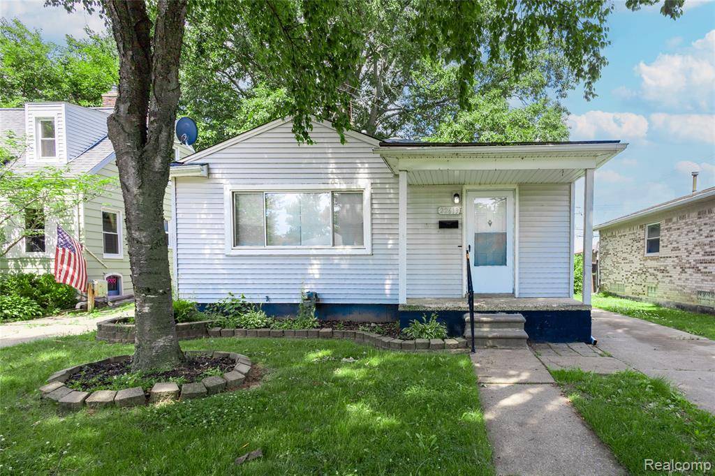 22613 Raven Avenue, Eastpointe, MI 48021
