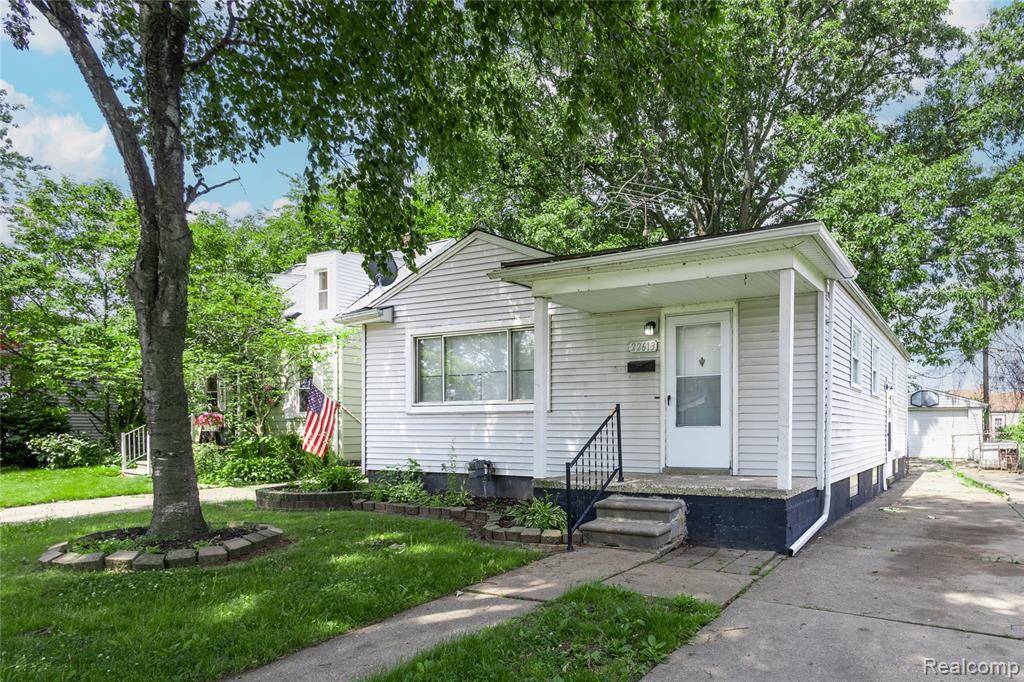 Eastpointe, MI 48021,22613 Raven Avenue