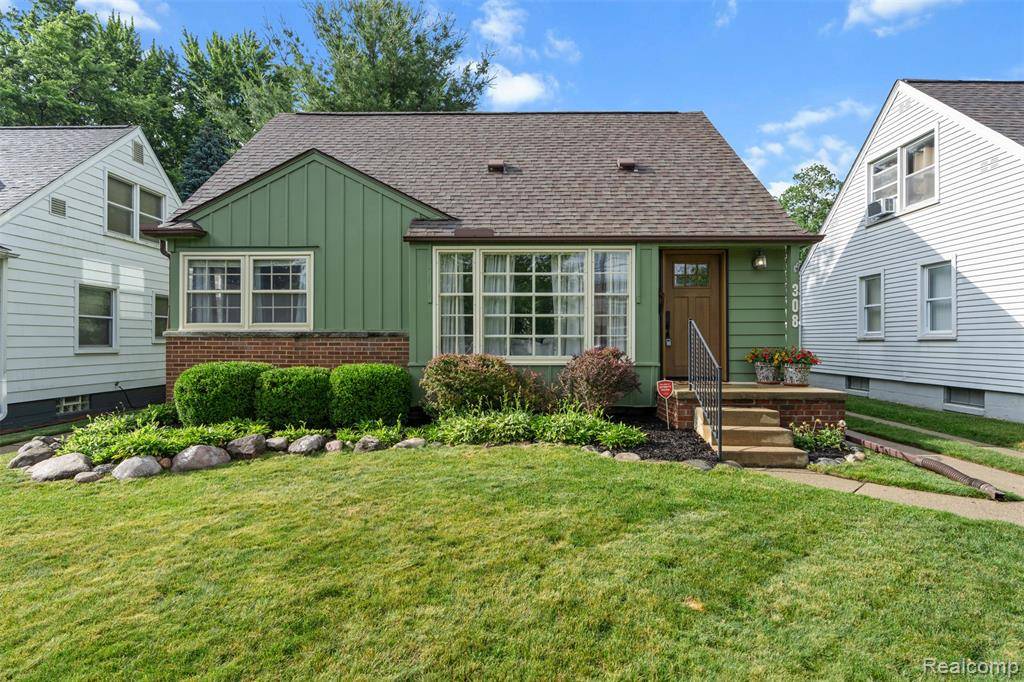 Royal Oak, MI 48073,308 Walnut Avenue