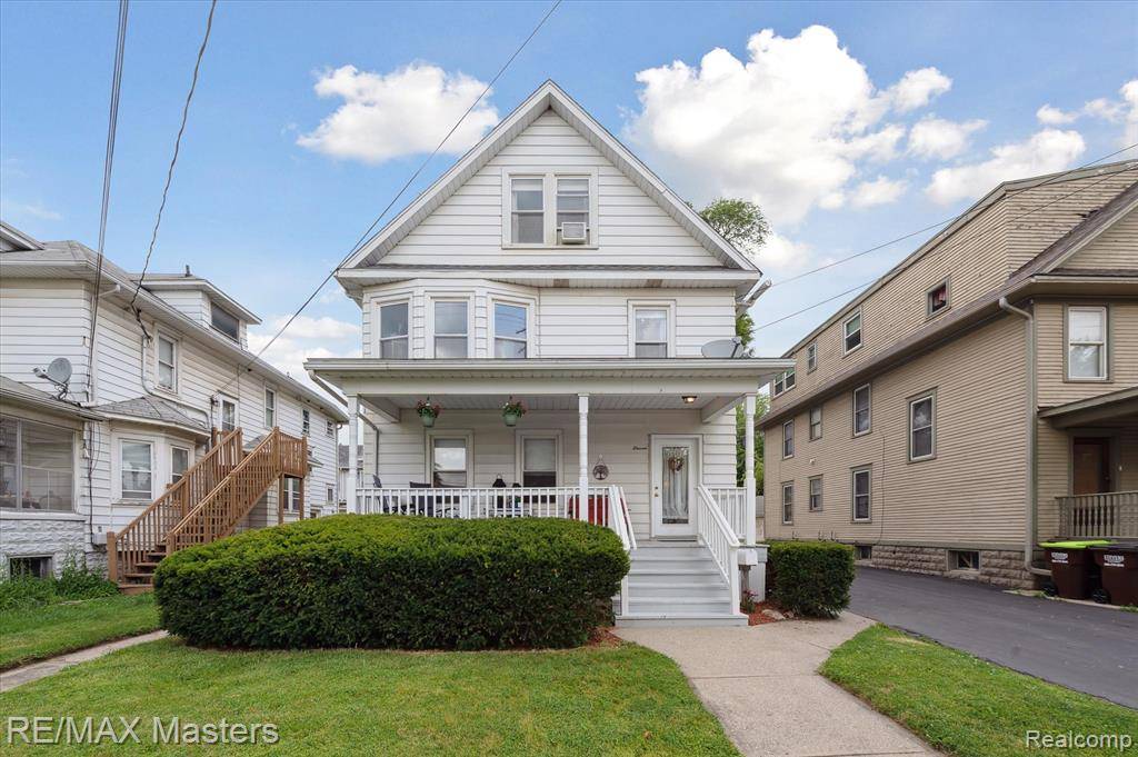 11 E Noble Avenue, Monroe, MI 48162
