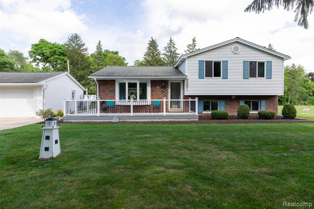 Salem Twp, MI 48167,9026 Woodside Road