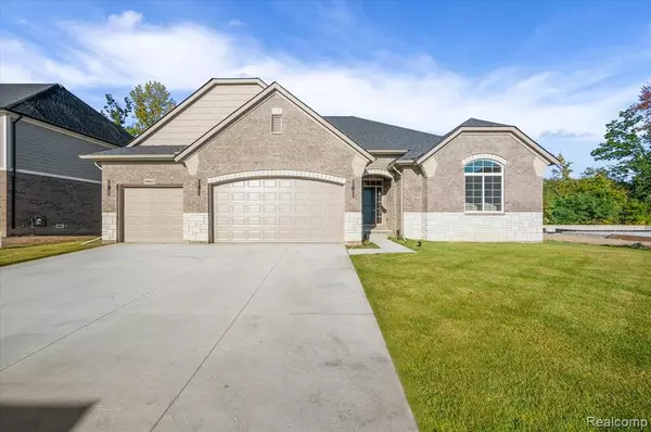 Macomb Twp, MI 48042,50623 TIMBERSTONE Drive