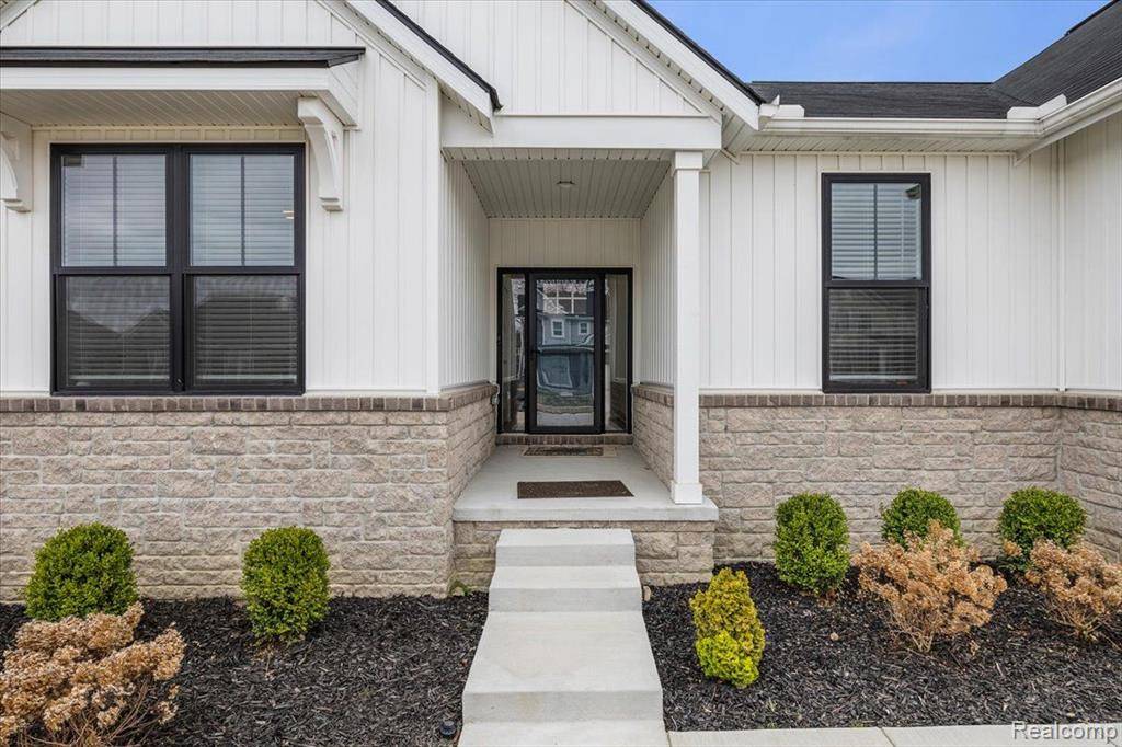 Macomb Twp, MI 48044,20848 WEXFORD Drive