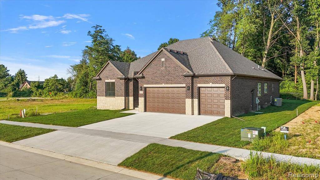 Macomb Twp, MI 48042,50798 Mistwood Drive