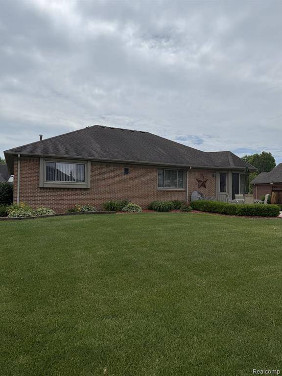 New Baltimore, MI 48047,35851 Ireneus Drive